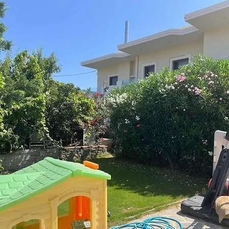 Luxury House Near The *