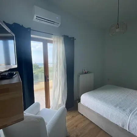 Luxury House Near The *